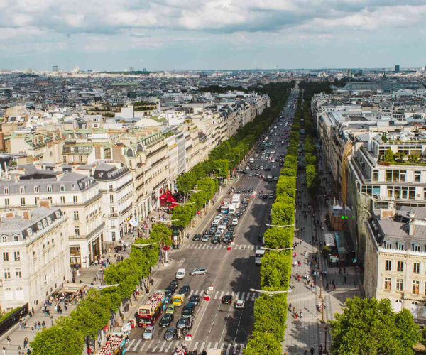 Champs-Élysées & Shopping Districts